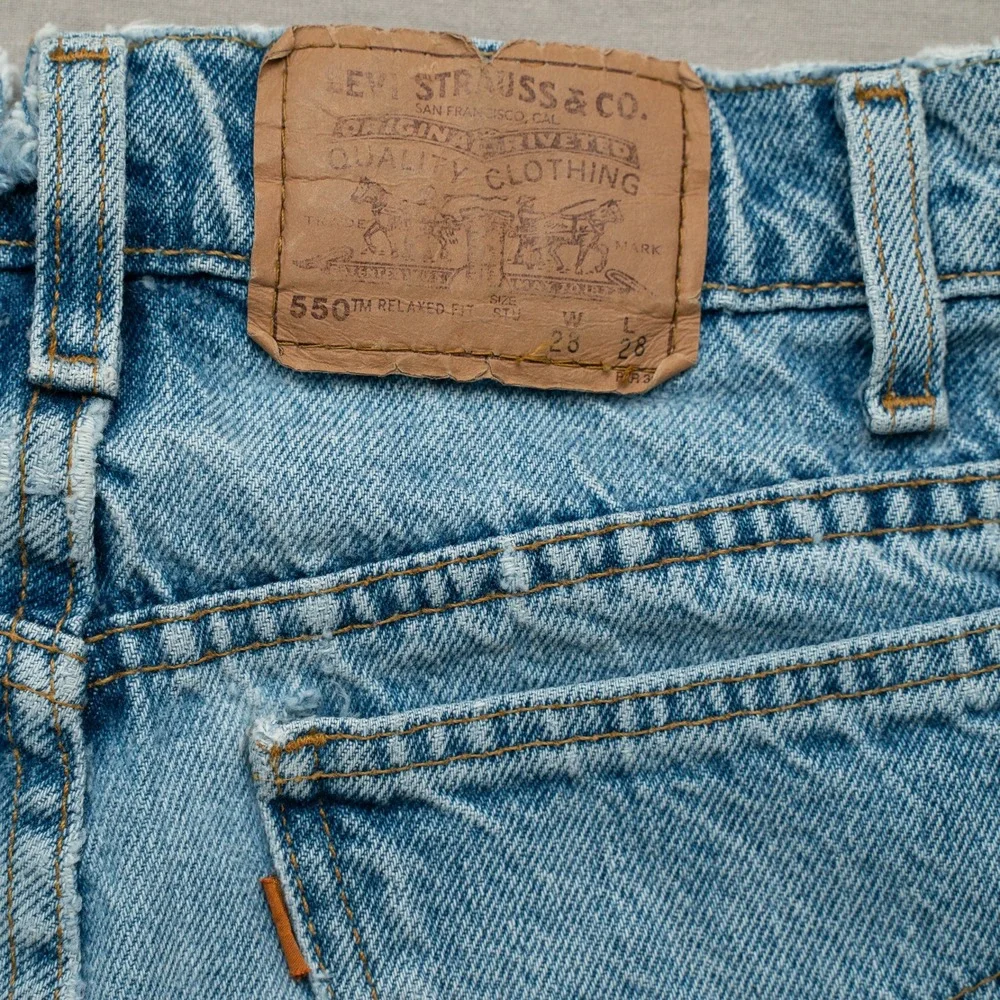 Vintage Levis Orange Tab 550 Student Cut Off Denim Shorts Jorts Raw Hem 27x12